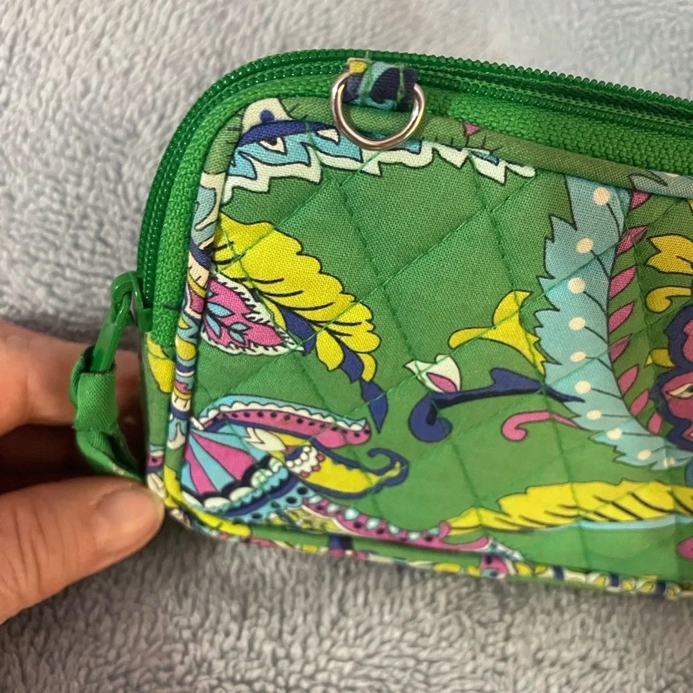 Vera Bradley “Emerald Paisley”Retired all in one Wristlet